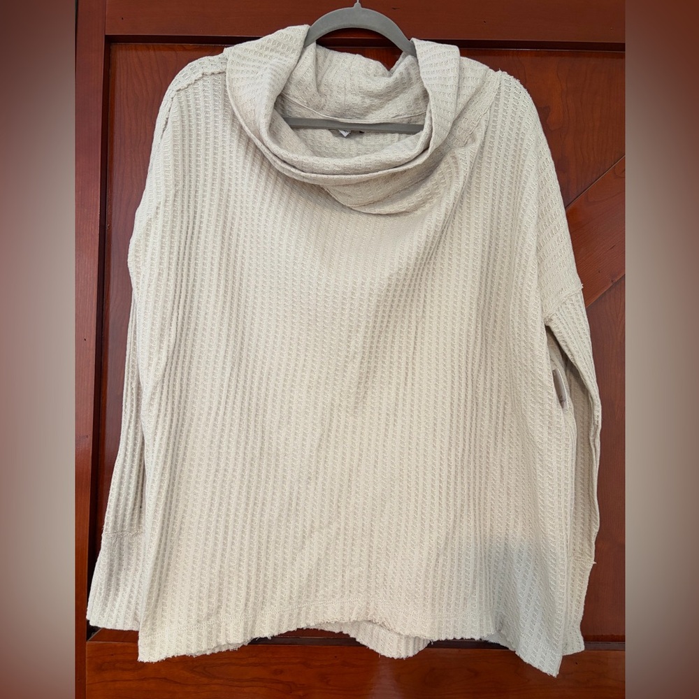 NWT Free People Cream Turtleneck | Size Medium